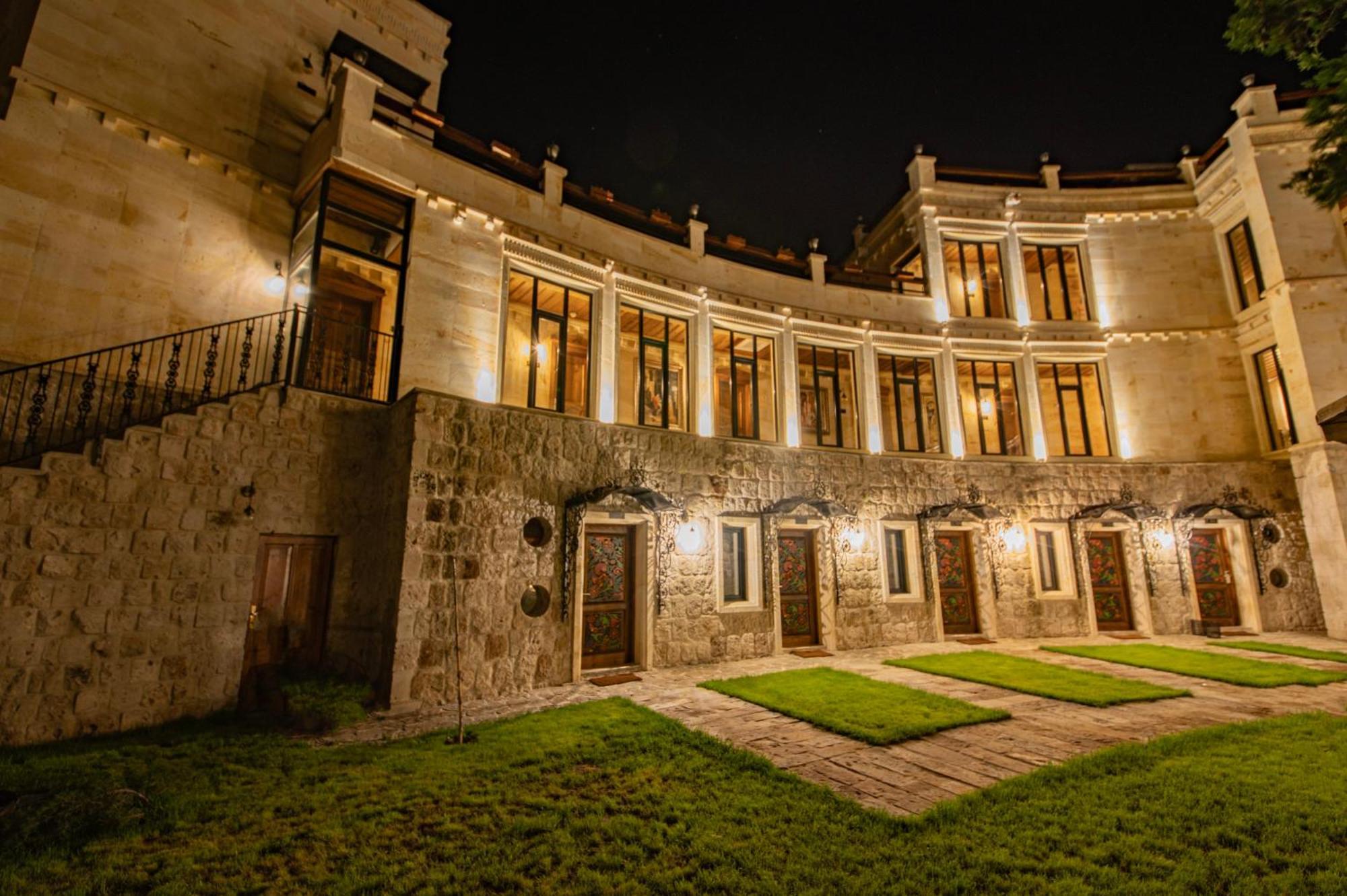 네브셰히르 Sobek Stone House Cappadocia B&B 외부 사진