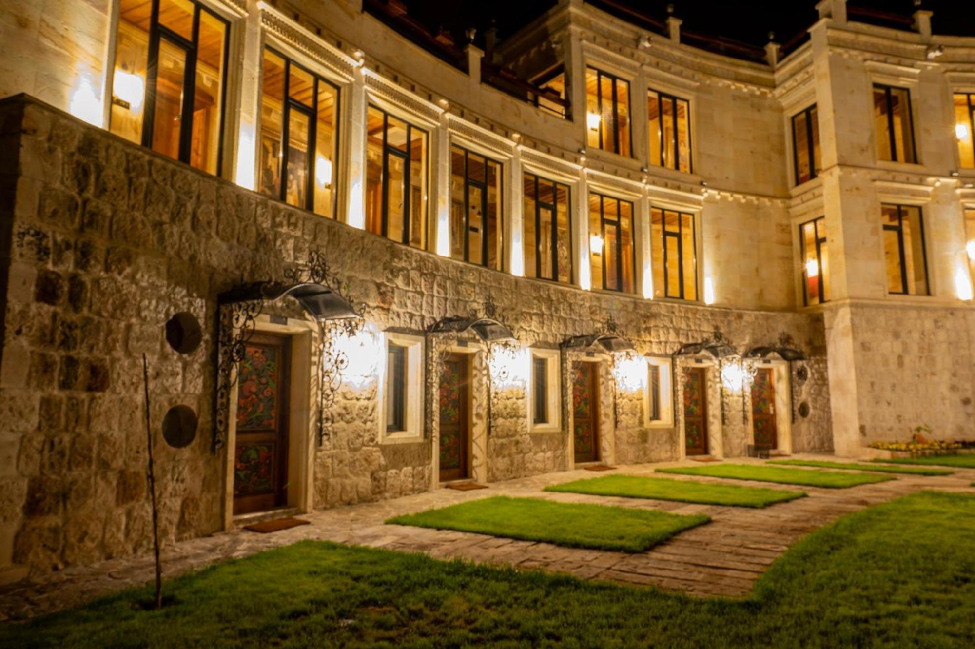 네브셰히르 Sobek Stone House Cappadocia B&B 외부 사진